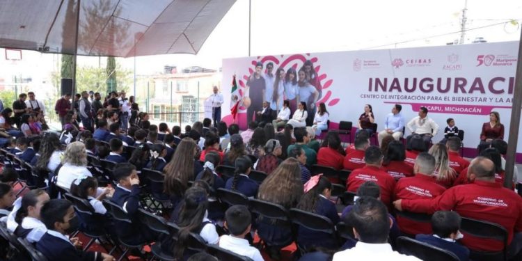 Inaugura Bedolla en Zacapu el décimo Centro para el Bienestar que reconstruye el tejido social