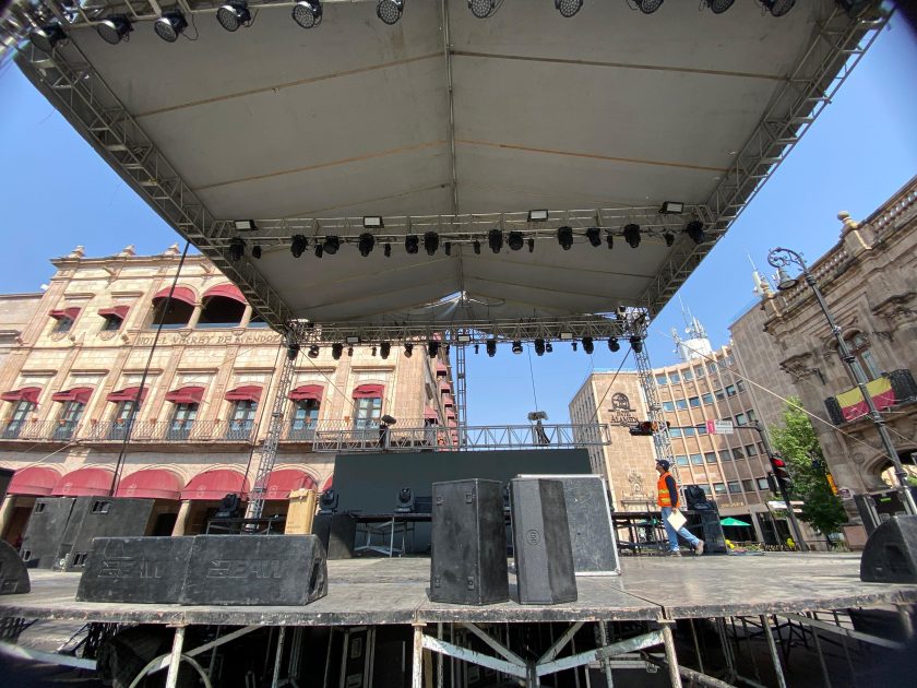 Listo, escenario para gran concierto gratuito por 484 Aniversario de Morelia