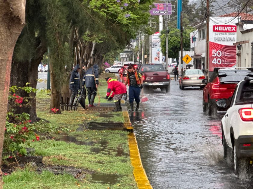 Recorren PC Municipal, Policía Morelia y Servicios Públicos zonas impactadas por la lluvia