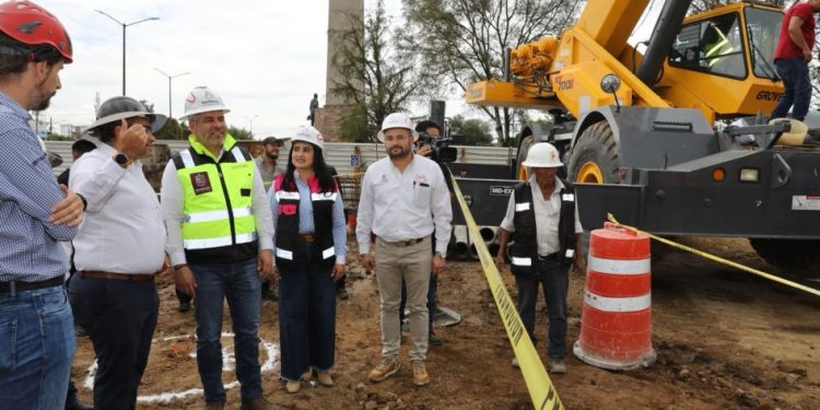 Avanza la transformación de Morelia; supervisa Bedolla estaciones del teleférico