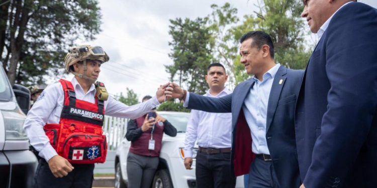 Entrega Torres Piña vehículos y equipo especializado al Sistema Penitenciario