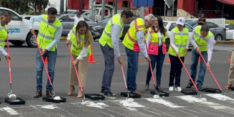 Gobernador lanza programa vial Fíjate pues! con nueva Ley de Movilidad.
