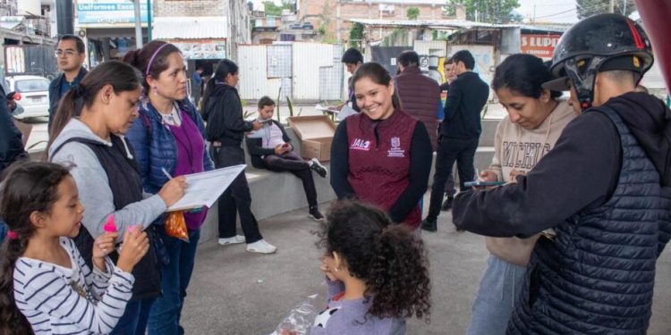 Inicia Gobierno de Michoacán recolección de firmas en favor del hospital del IMSS en Villas del Pedregal