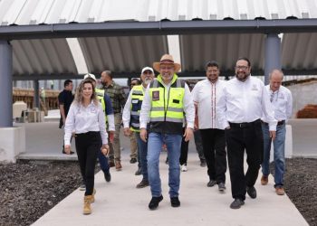Con nueva secundaria, Villas del Pedregal tendrá educación digna: Bedolla
