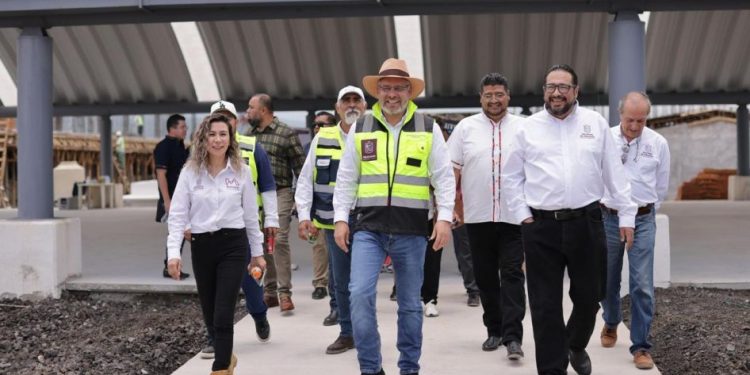 Con nueva secundaria, Villas del Pedregal tendrá educación digna: Bedolla