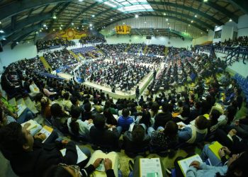 Con nervios, pero con mucha ilusión asisten aspirantes a su examen de admisión en la UMSNH