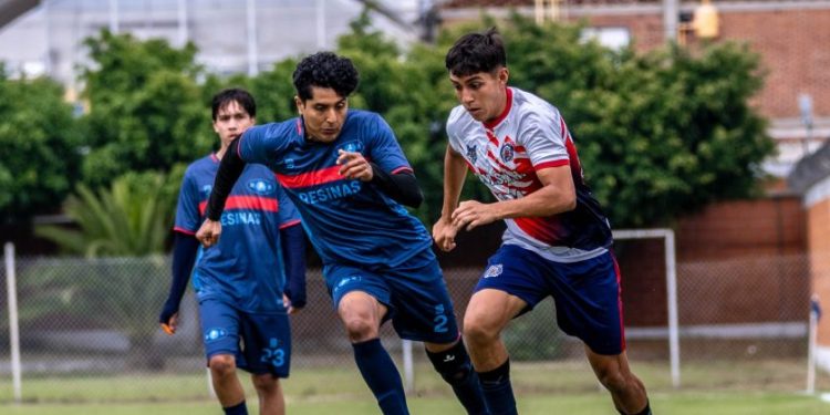 UMSNH cierra con triunfo la fase regular de la Primera Fuerza en la Liga Municipal 