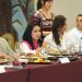 Expone Gladyz Butanda logros en movilidad a empresarios de Uruapan