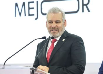 Más de 5 mil 719 mdp de inversión histórica para Michoacán en becas educativas: Bedolla