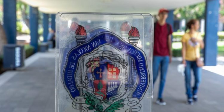 ¿Eres estudiante migrante y deseas continuar tu preparación en Michoacán?, la UMSNH te abre sus puertas