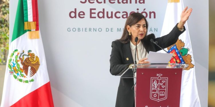 Arranca en Michoacán el ciclo escolar 2025-2026 con un compromiso de paz: Gabriela Molina