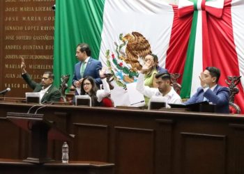 Jóvenes de 18 años podrán ser diputados en Michoacán: 76 Legislatura
