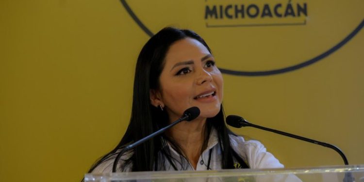 Asamblea Estatal del PRD Michoacán cierra filas con Araceli Saucedo rumbo a la gubernatura del estado