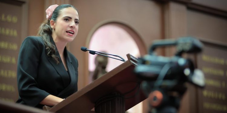 Desde el Poder Legislativo aportaremos lo que el Plan Michoacán por la Paz y la Justicia requiera para lograr la tranquilidad que Michoacán necesita: Presidenta del Congreso