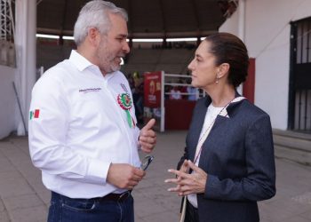 Bedolla y Sheinbaum revisan próxima asignación de becas Gertrudis Bocanegra