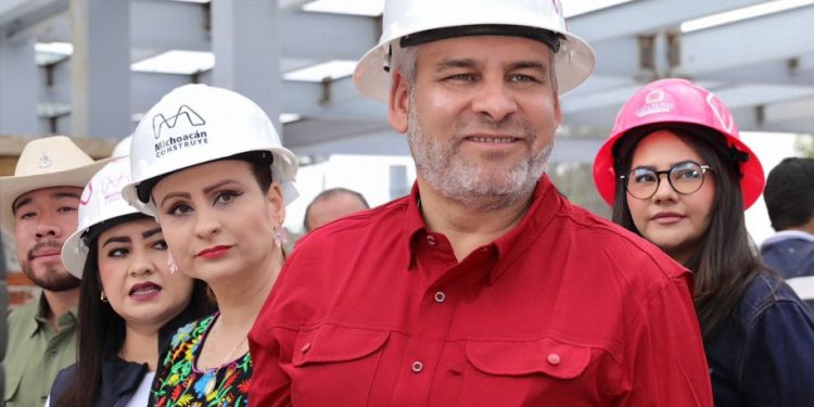 Supervisa Bedolla construcción del DIF Uruapan; registra 72% de avance