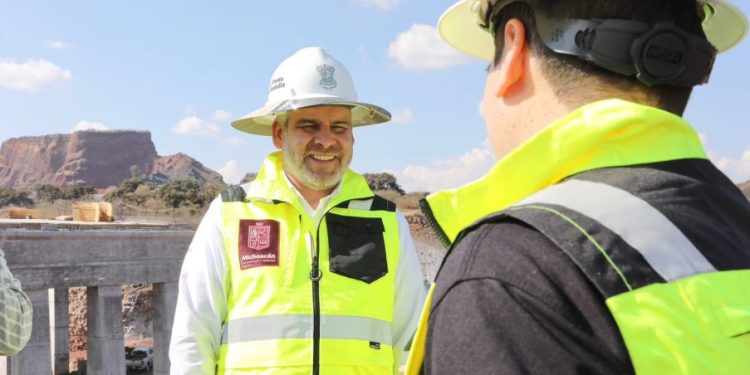 Supervisa Bedolla avance del 75% del primer segmento del segundo anillo periférico de Morelia