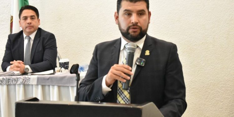 Octavio Ocampo impulsa reforma para erradicar la discriminación en las escuelas de Michoacán