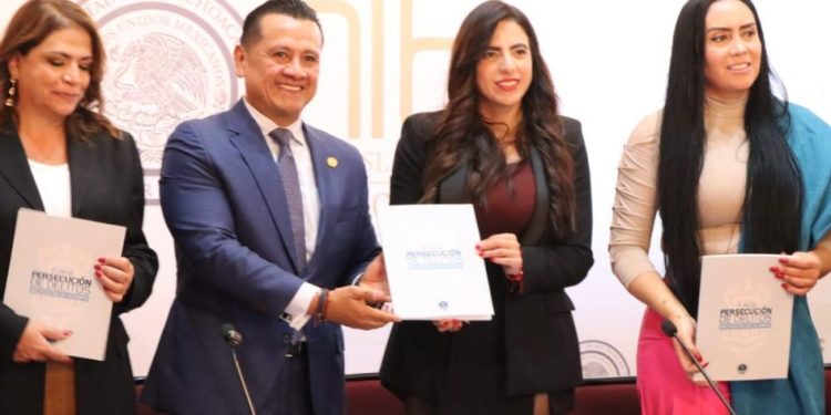 Recibe Congreso del Estado de la FGE el Plan de Persecución del Delito 2025-2034