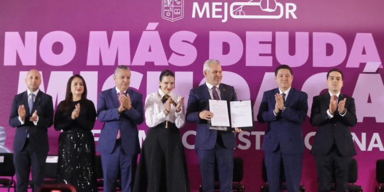 Avanza iniciativa de reforma constitucional de Bedolla para frenar endeudamiento del estado