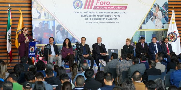 UMSNH alcanza niveles sin precedentes en matrícula de calidad en periodo de Yarabí Ávila; llega al 99.98 por ciento