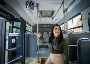 Gladyz Butanda supervisa pruebas de rutas de transporte a Altozano