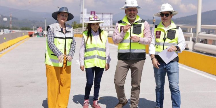Bedolla abre carriles superiores del Paso La Hielera; agilizará el tránsito de 30 mil vehículos diarios