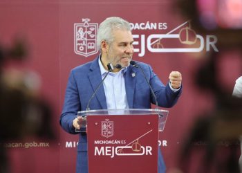 Aumenta esperanza de vida en niños con cáncer; Michoacán garantiza tratamientos y apoyos económicos: Bedolla