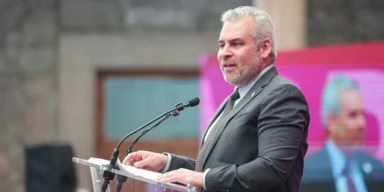 Prohibición de deuda pone fin a endeudamiento histórico en Michoacán: Bedolla