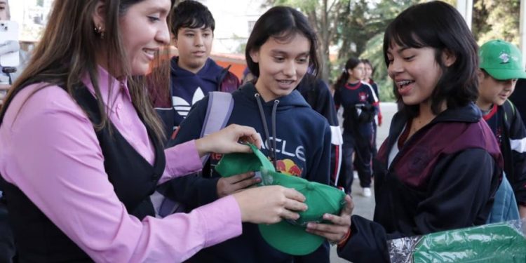 Michoacán consolida reducción del 29 % en embarazo adolescente: Seimujer