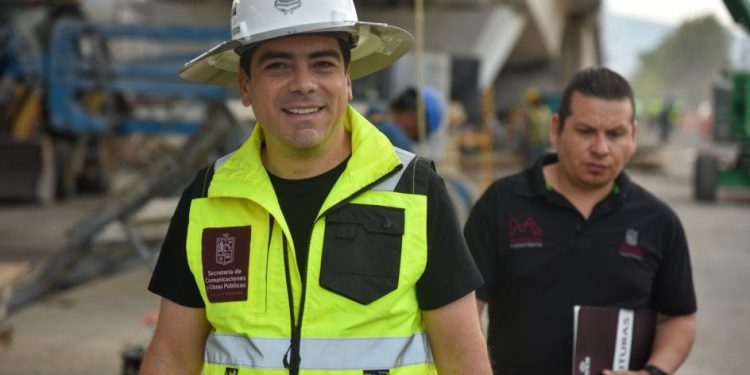 Michoacán construye sin generar deuda pública: Rogelio Zarazúa