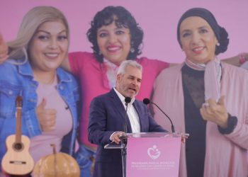 Fortalece Michoacán atención integral a más de 2 mil 900 mujeres con cáncer: Bedolla