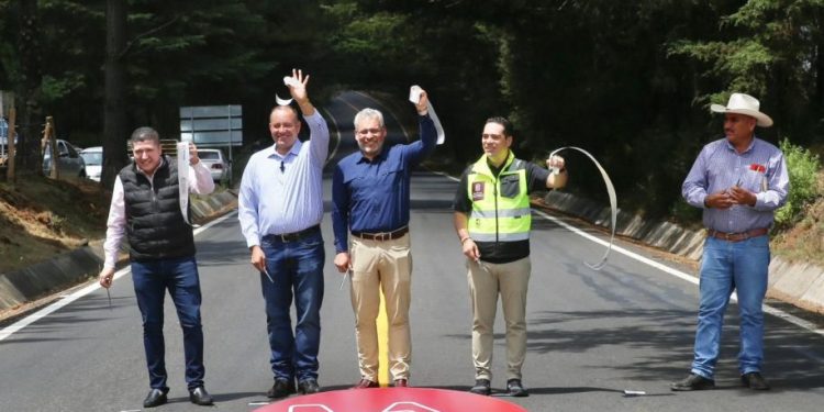 Inaugura Bedolla rehabilitación de la carretera Madero-Tacámbaro; se impulsa el desarrollo agrícola