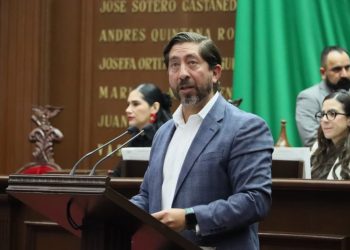Garantizar salud mental de servidores públicos en Michoacán, propone en iniciativa Abraham Espinoza
