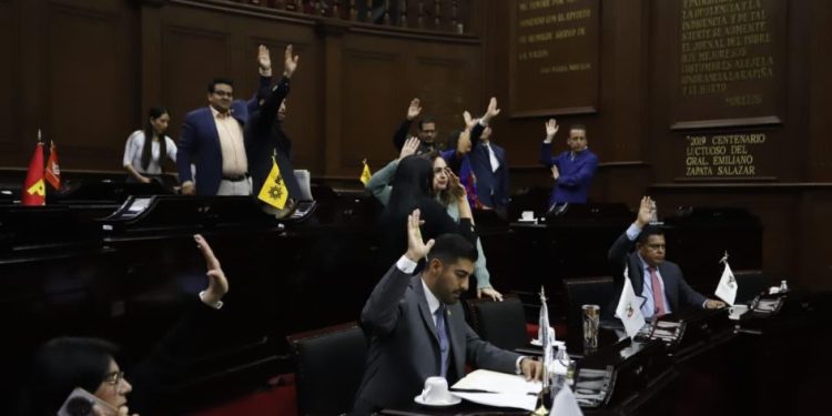 Legisladores fortalecen el marco normativo para prevenir, atender y controlar el VIH y el SIDA