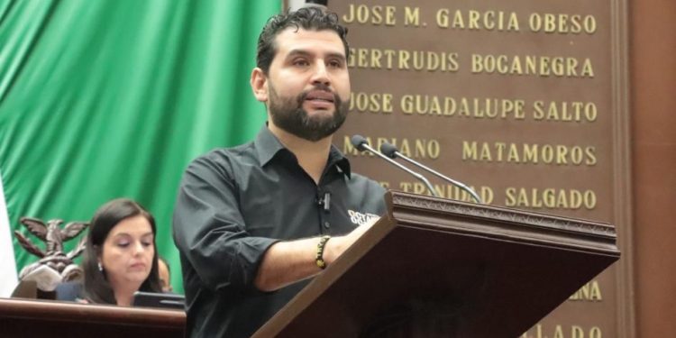 Diputado Octavio Ocampo respalda reforma laboral que fortalece derechos de las y los trabajadores