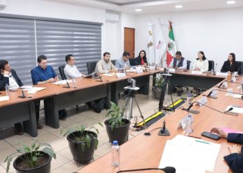 Octavio Ocampo llama a modernizar y blindar el sistema electoral en apertura de mesas por reforma