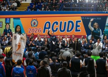 En unión, administración de Yarabí Ávila y Escuelas Incorporadas refrendan lazo de colaboración
