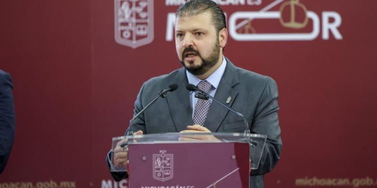 Llama Raúl Zepeda al diálogo para destrabar huelga en la Universidad Michoacana