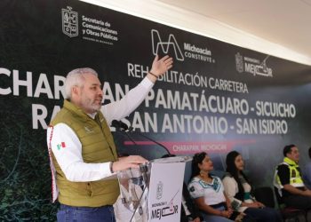 Con inversión 100% estatal, rehabilitados mil 900 km de la red carretera: Bedolla