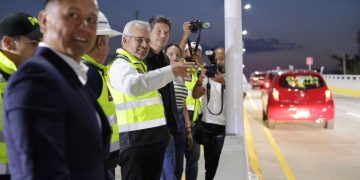 ¡Adiós al tráfico! Bedolla abre carriles superiores del puente Independencia