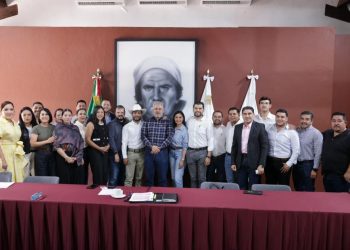 Bedolla y alcaldes del PRD trazan ruta para impulsar obras públicas en sus municipios