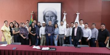 Bedolla y alcaldes del PRD trazan ruta para impulsar obras públicas en sus municipios